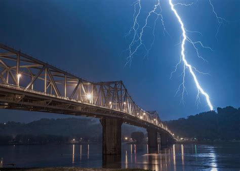 Bridge Over Troubled Waters Lightning Strikes Above Bridge Flickr
