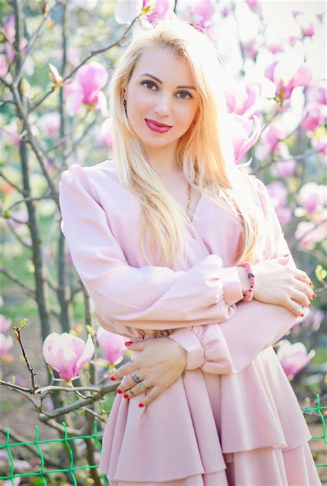 Gorgeous Oksana Y O From Odessa With Blonde Hair Id Ukrainian Brides Ladadate