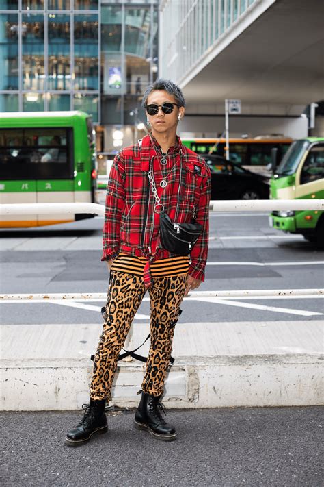 8 top street style looks from tokyo fashion week tokyo weekender