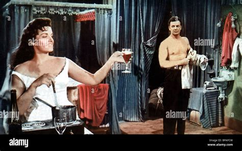 Jane Russell Cornel Wilde Heißes Blut 1956 Stockfotografie Alamy