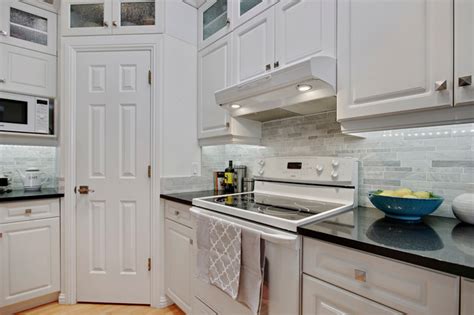 White Kitchen Makeover Traditional Kitchen Other By Ww Design