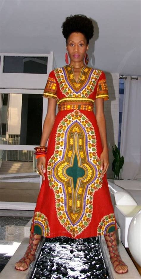 Pin de Maritza en Vestiditos Moda africana Trajes africanos Confección de ropa