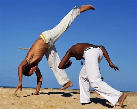 3 questions sur la capoeira Le blog Brésil