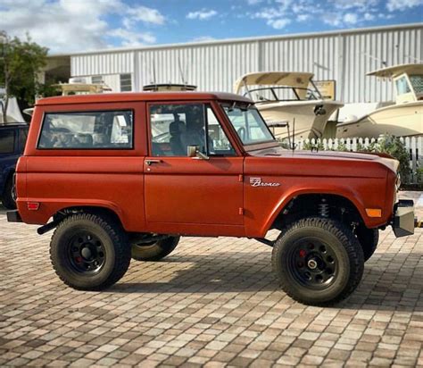 Classic Ford Bronco Old Ford Truck Classic Ford Trucks Ford 4x4 Old