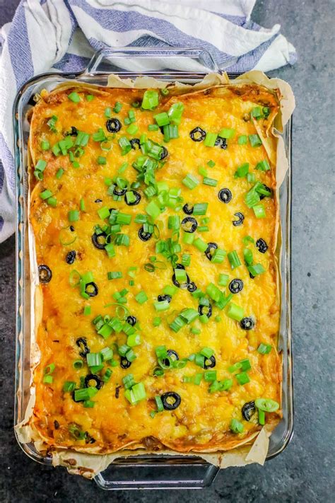 This chicken enchilada casserole is so easy to make with just four ingredients! Easy Chicken Enchilada Pie Bake Green Chile Cheesy Layered ...