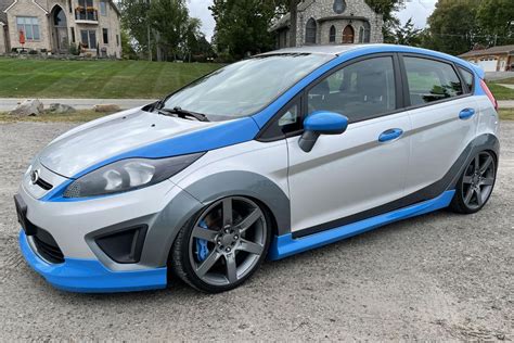 2011 Ford Fiesta Se With Functional Air Suspension Up For Auction