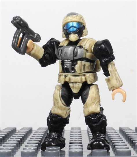 Halo Mega Bloks Desert Tan Odst W Weapon Mattel Toys Minifigures Ebay