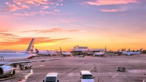 In september 2019, the world's it's the fourth busiest airport in the entire world (by aircraft movements). Top 15 Largest Airports in the World 2020 | Improb