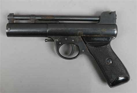 A Webley And Scott Mk1 0177 Air Pistol