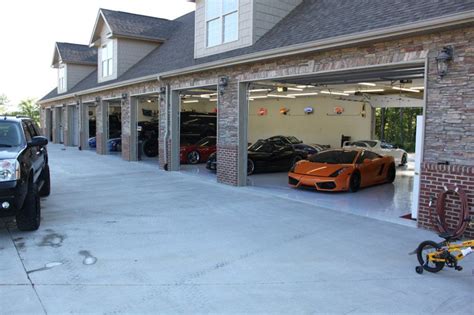 Choose Your Ride Garages 73 Photos Garage House Dream Car Garage
