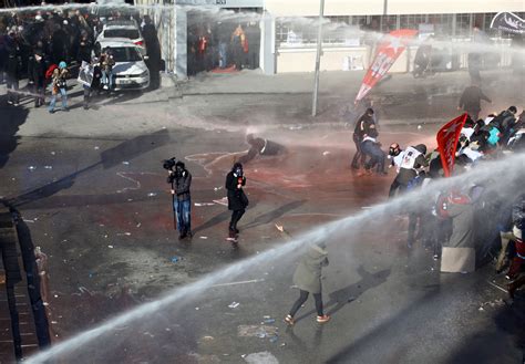 Shocking Photos Of Riot Police Clashing With Protesters In Turkey