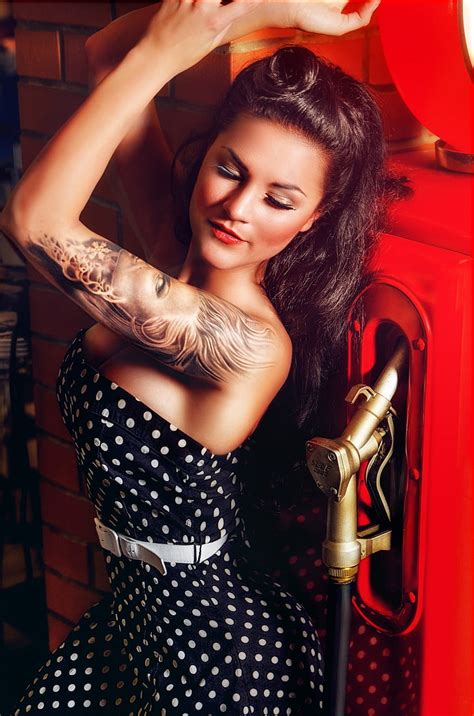 Hd Wallpaper Beatrice Mary Bexter Brunette Women Model Tattoo