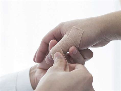 Sprained Thumb Treatment Recovery Symptoms And More