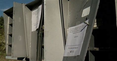 Thieves Smash Mailboxes Steal Personal Info