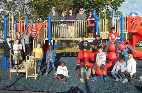 School Gets New Playground Equipment Thanks To Its Pto