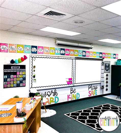 Hello Teachers Check Out These Printable Bright And Bold Classroom
