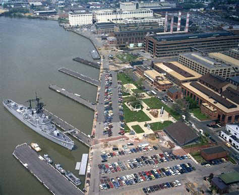 Washington Navy Yard Scene Of Shooting Had History Of Poor Security