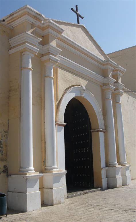 Lambayeque Camino Al Bicentenario La Iglesia San Pedro De La Ciudad