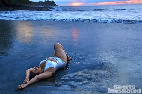 Hunter McGrady Nude Sexy Massive Body Scandal Planet