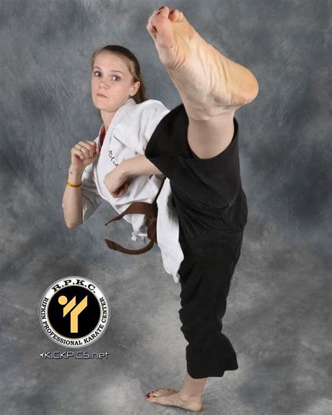Beautiful Feetgreat Kick Women Karate Martial Arts Girl Martial Arts