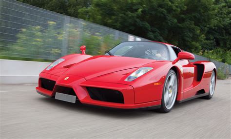 Photo Ferrari Enzo V12 Coupé 2003