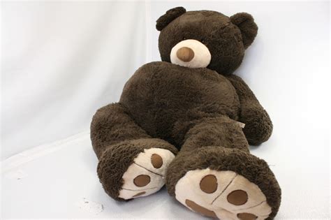 Giant 53 Inch Luxury Plush Extra Large Teddy Bear Brown 519689 Surface