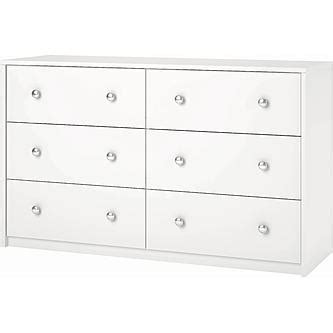 Regardless of which dresser you choose, cr recommends that in any home where children may be present, dressers should be anchored to the wall. Essential Home Belmont 6 Drawer Dresser - White