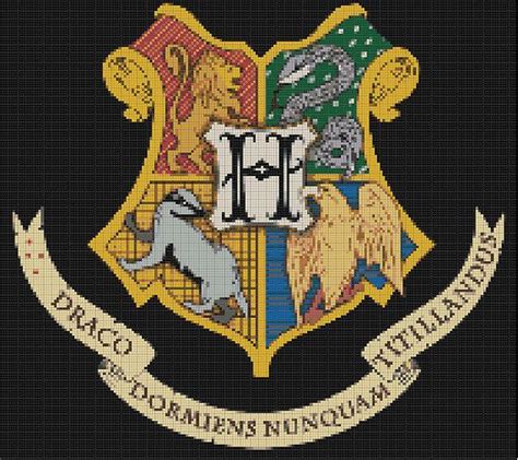 Counted Cross Stitch Pattern Hogwarts Crest Harry By Dueamici Cross