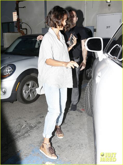 Halle Berry Battles Ex In Court Over Daughter Nahlas Hair Photo 3256090 Halle Berry Photos