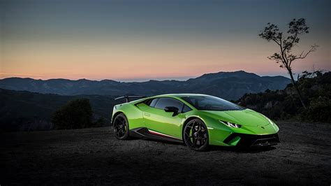 Fondos De Pantalla 1366x768 Lamborghini Huracan Performante Verde