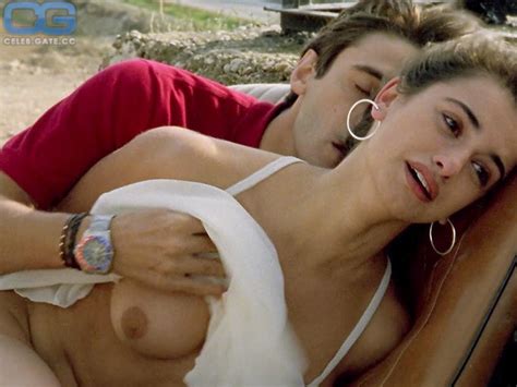 Penelope Cruz Nude Pictures Onlyfans Leaks Playboy Photos Sex Scene
