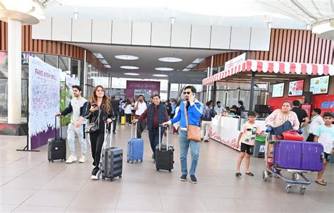 ahmedabad airport served 40 801 passengers in a single day the live ahmedabad