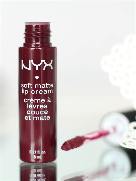 Nyx professional makeup soft matte lip cream straddles the line between lipstick and gloss. NYX Soft Matte Lip Cream - Lavie Deboite