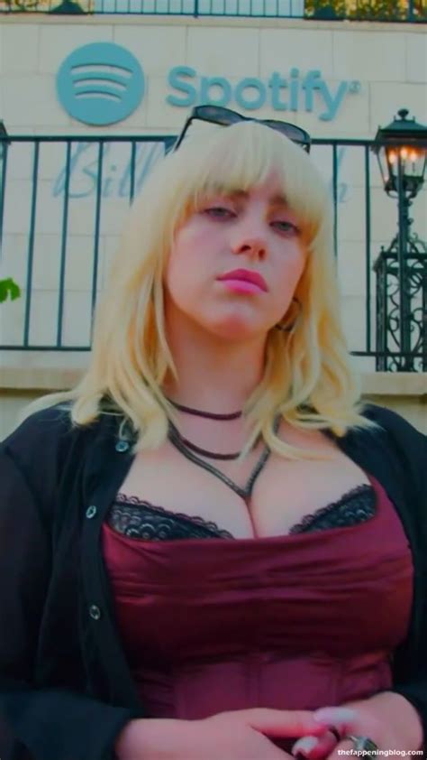 Billie Eilish Bounces Her Big Boobs In A Lace Bra At The Party 18 Pics