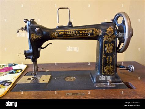 Wheeler And Wilson Antique Sewing Machine Stock Photo Alamy