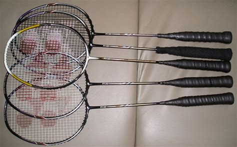 Every keen badminton player knows the importance of having the right racket. Badminton Research: Racquet Balance; Head heavy, even ...