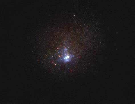 Hubble Image Of The Kinman Dwarf Galaxy Eso United Kingdom