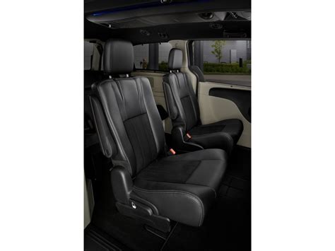 Descubrir 68 Imagen Minivan Dodge Caravan Interior Thcshoanghoatham