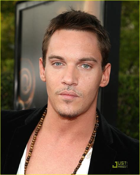 Jonathan Rhys Meyers Is A Smooth Soloist Photo 1870961 Jonathan Rhys