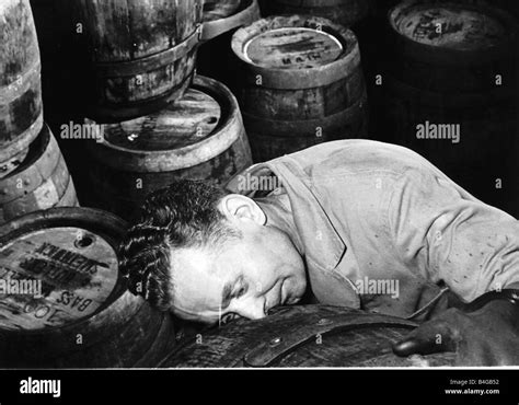 Fred Wycherley Offical Smeller At A Brewery In Wolverhampton