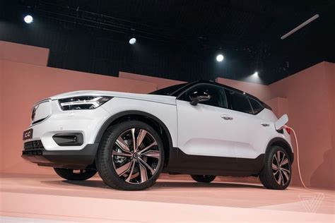A Closer Look At The Xc40 Recharge Volvos First Electric Car Car
