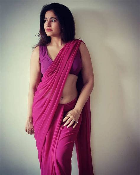 Poonam Bajwa Hot And Sexy Stills Poonam Bajwa In Red Saree Exposing