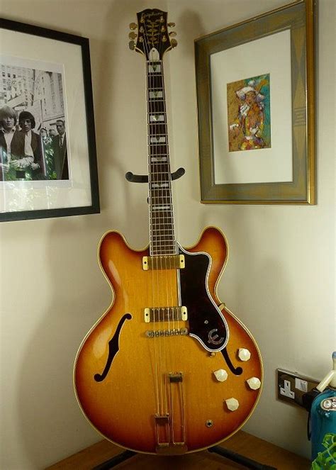 This Is A Super Rare 1959 212t Epiphone Sheraton Owned And Used By