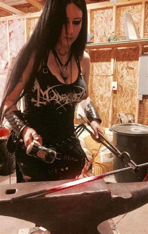 Blacksmithing Heavy Metal Fashion Dark Fashion Gothic Fashion Heavy Metal Girl Black Girls