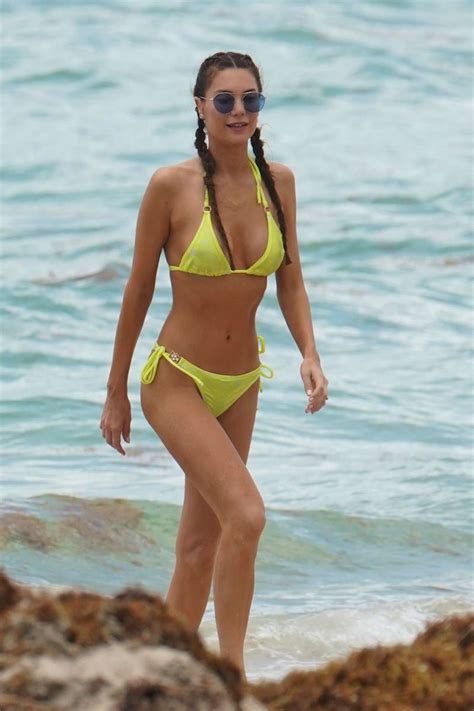 Julia Pereira Wearing Bikini On Miami Beach Gotceleb My XXX Hot Girl