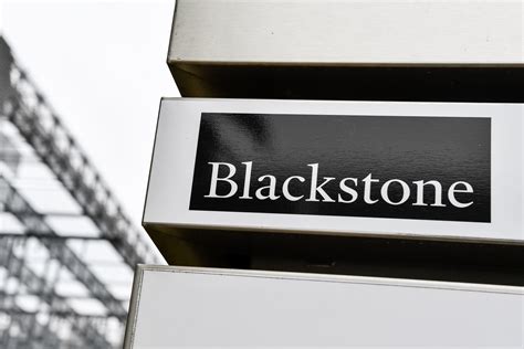 Blackstone Group Inc To Shutter Real Estate Income Fund That Held
