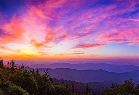 9 Best Places To See An Amazing Smoky Mountains Sunset And Sunrise