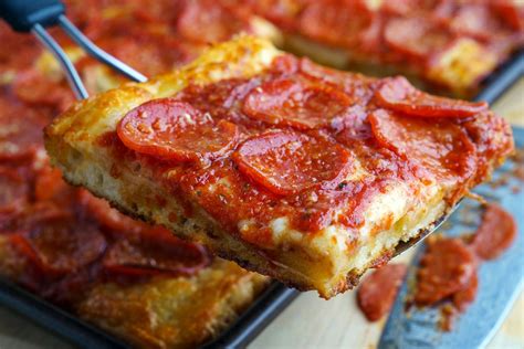 Sicilian Pizza Closet Cooking