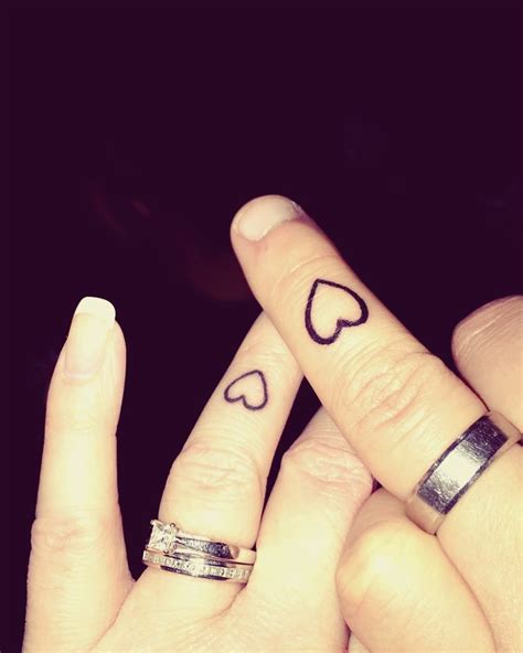10 Stunning Ring Finger Tattoo Ideas For Couples Image Ideas