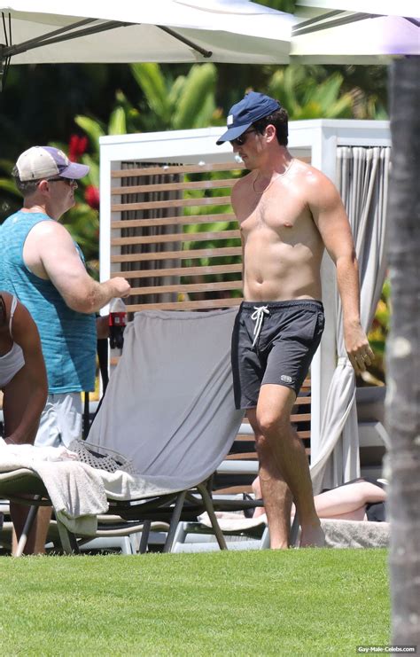 Free Miles Teller Caught Sunbathing Shirtless The Gay Gay